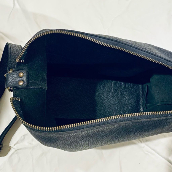 Handmade Black Leather Crossbody Hobo Purse - Picture 9 of 12